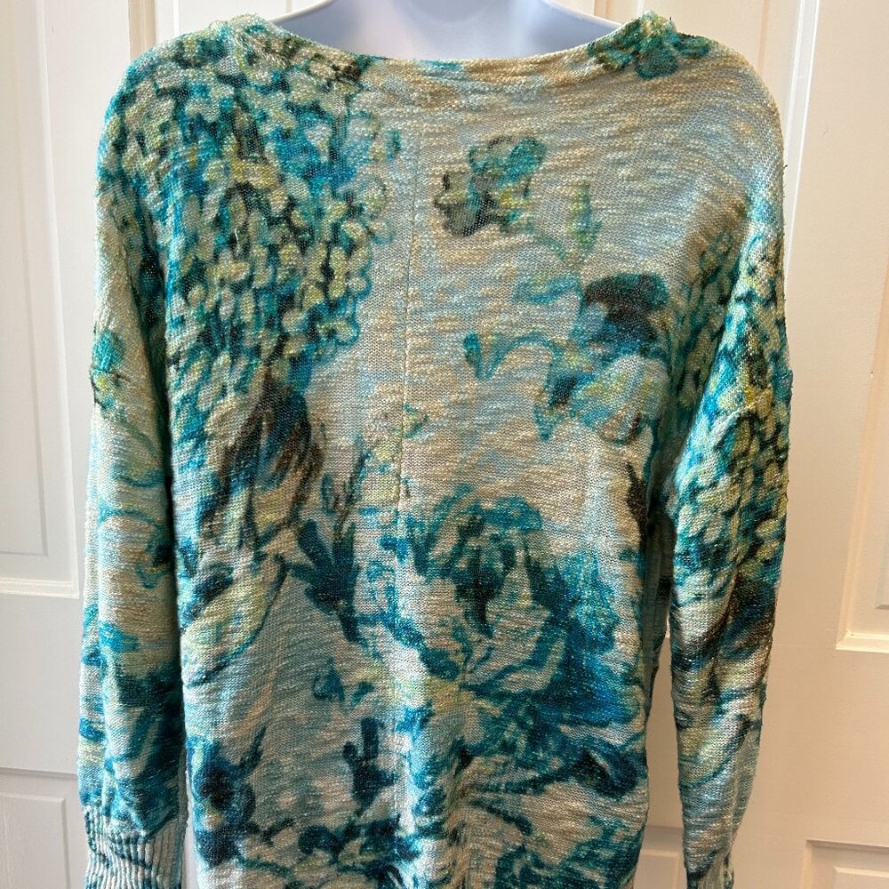Aqua and green pastels 100% cotton shirt - Picture 8 of 11